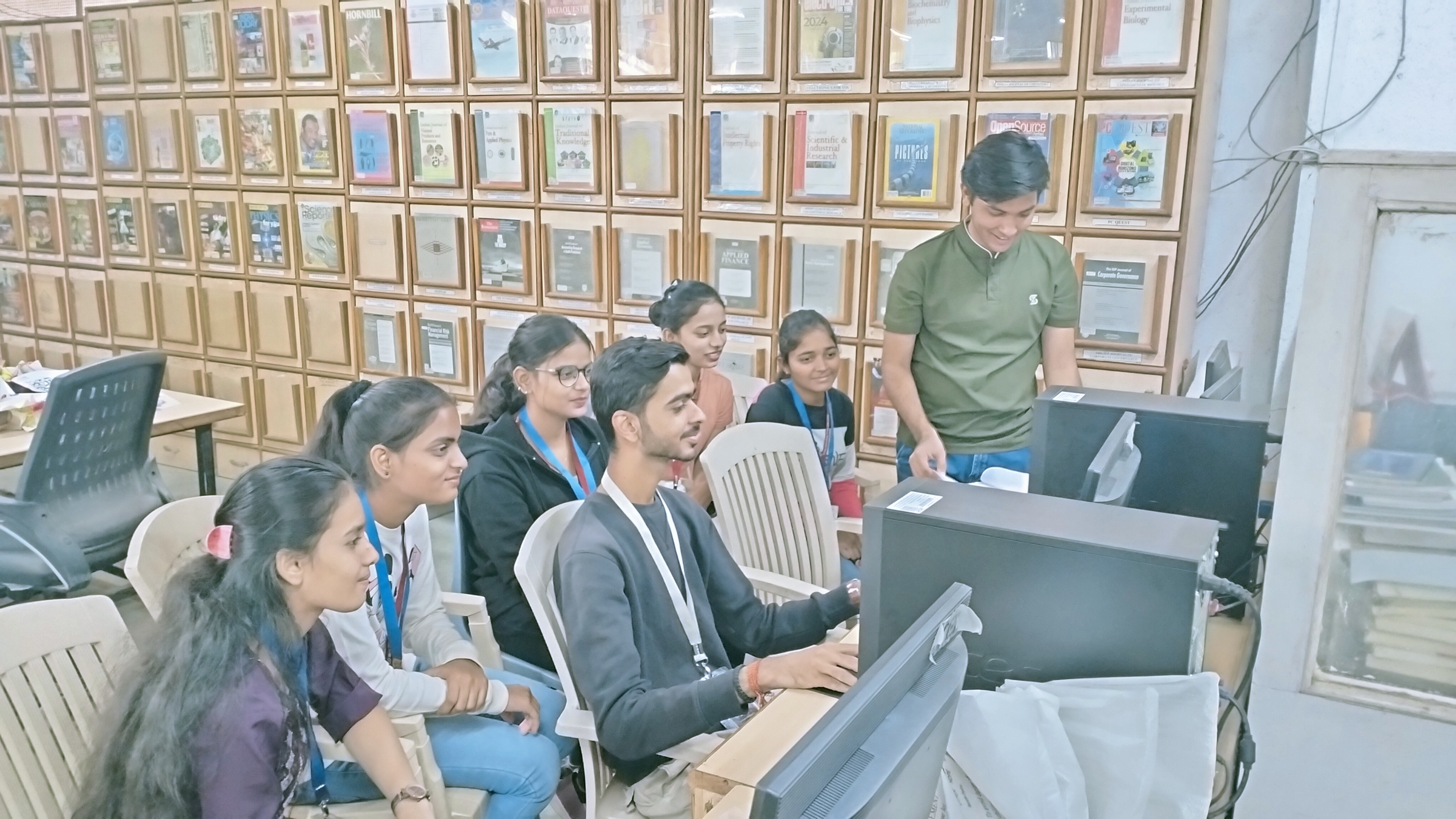 Guiding Non-IT Juniors